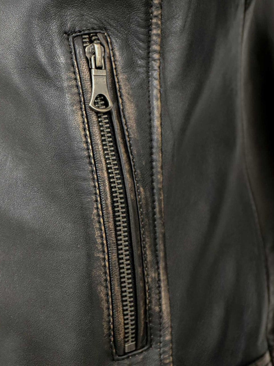 Men's Vintage Lamb Leather Jacket with Hooded Insert – Black