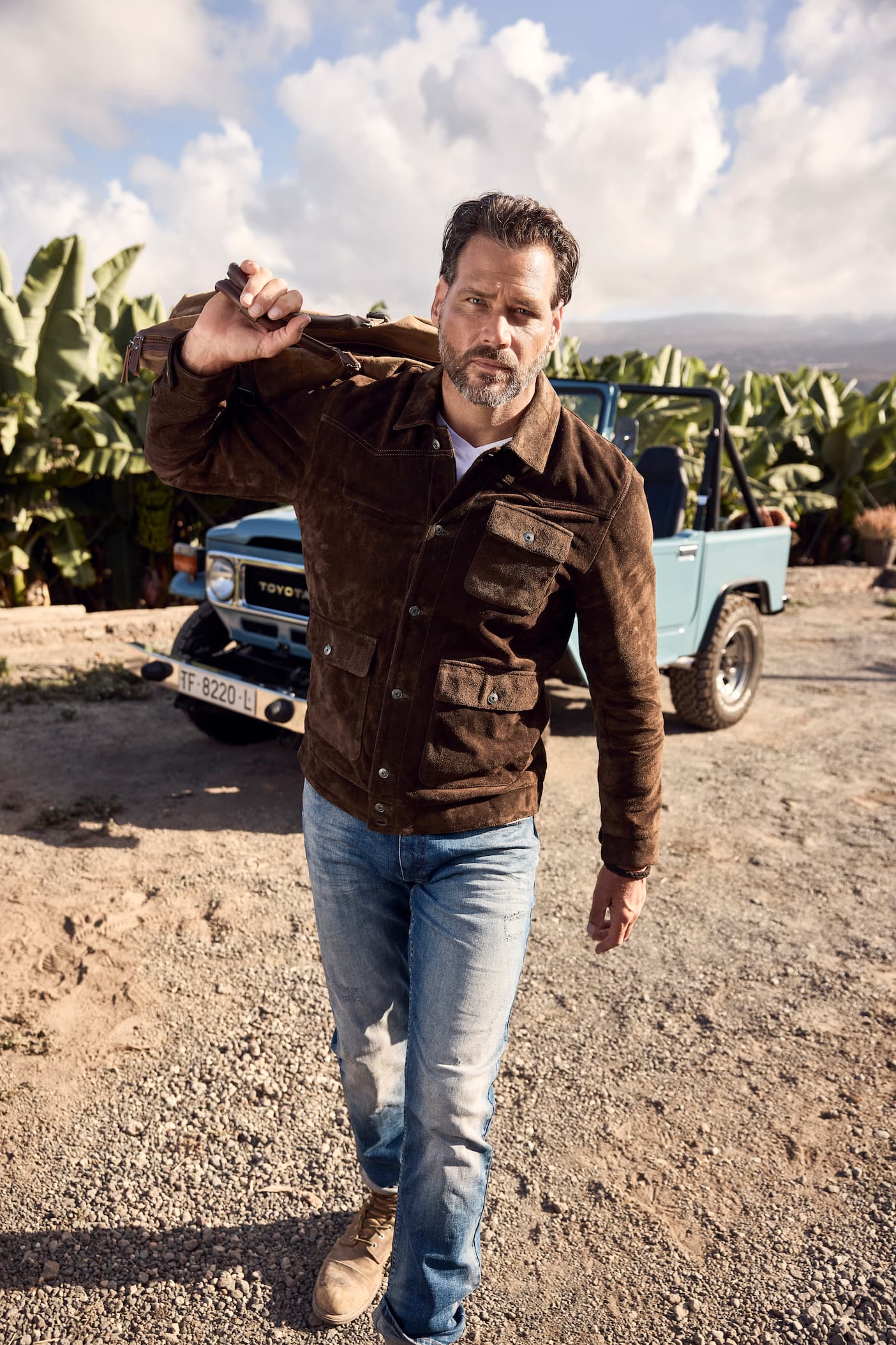 Men's Buffalo Suede Leather Jacket – Real Suede Shirt Collar Trucker Jacket (L–7XL)